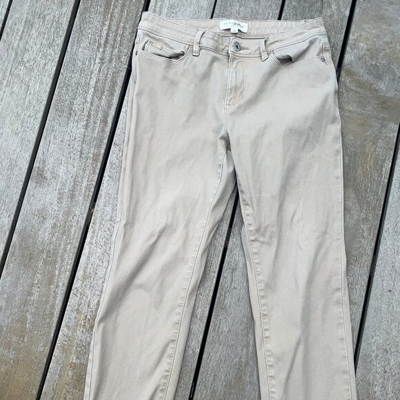 Jach's Girlfriend New York Women's Jeans - Size 6, Color - Tan - Picture 1 of 4